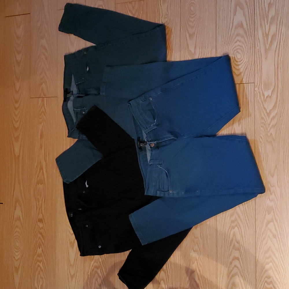 Forever21 jeans, three pairs, size 25